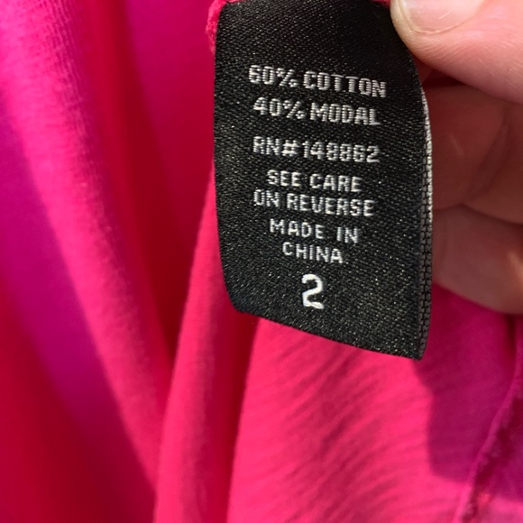 TORRID Women’s Pink V-neck Short Sleeve T-Shirt with Pocket Plus Size 2 - Picture 7 of 8